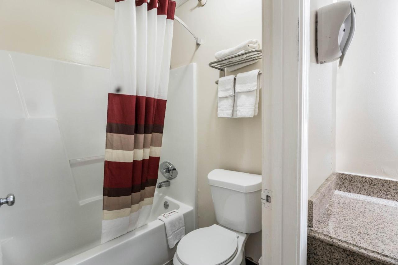Red Roof Inn Cadiz Ngoại thất bức ảnh