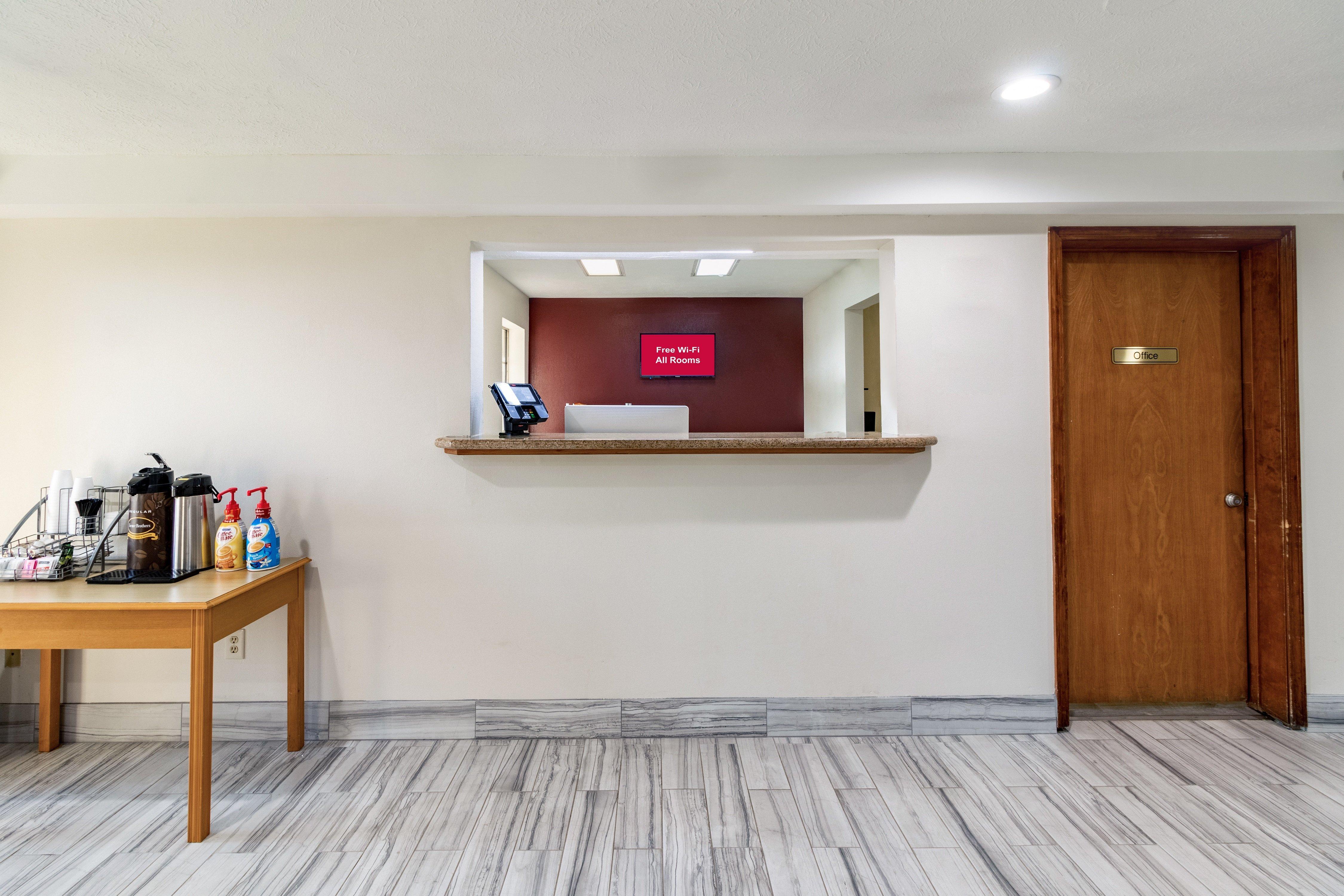 Red Roof Inn Cadiz Ngoại thất bức ảnh
