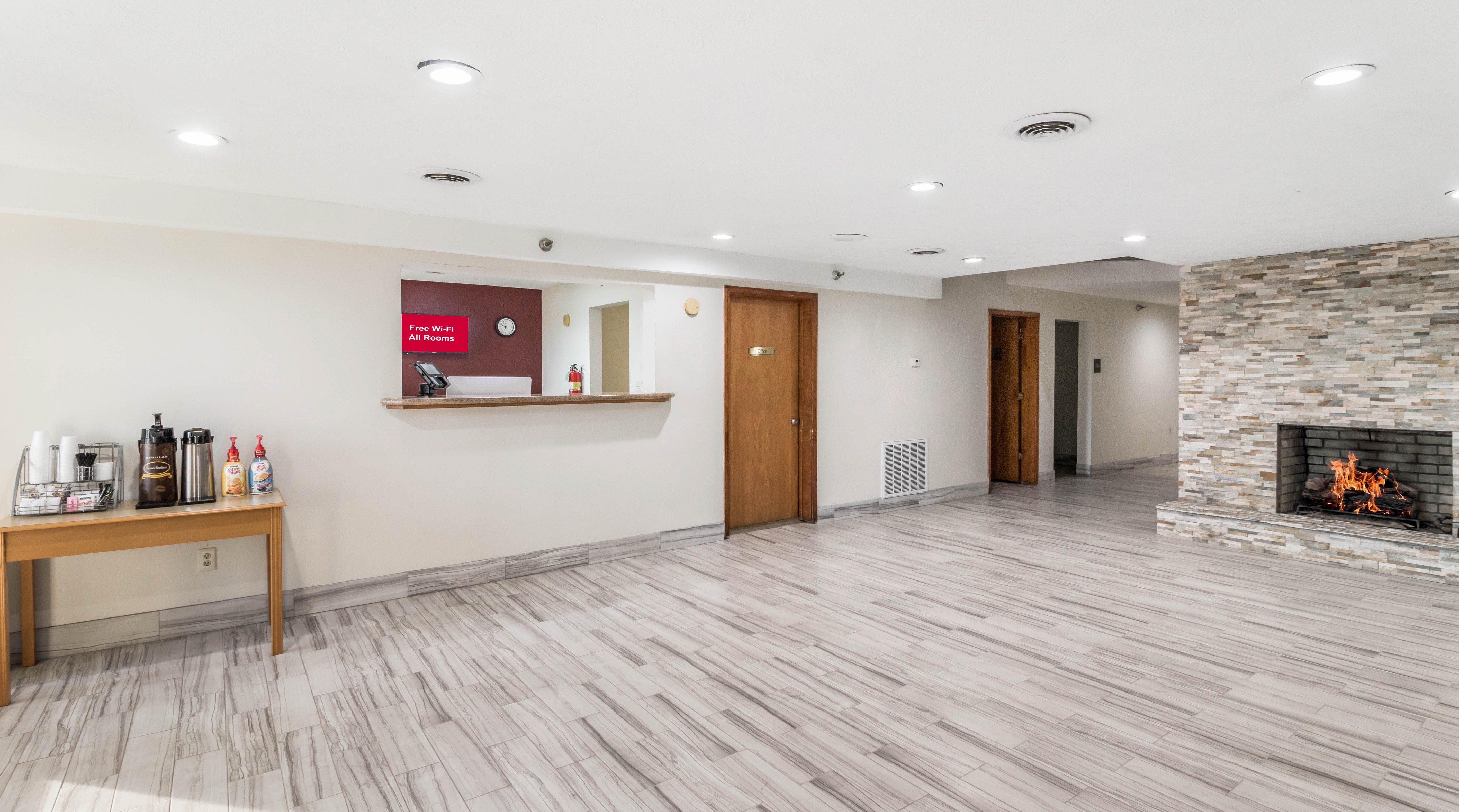 Red Roof Inn Cadiz Ngoại thất bức ảnh